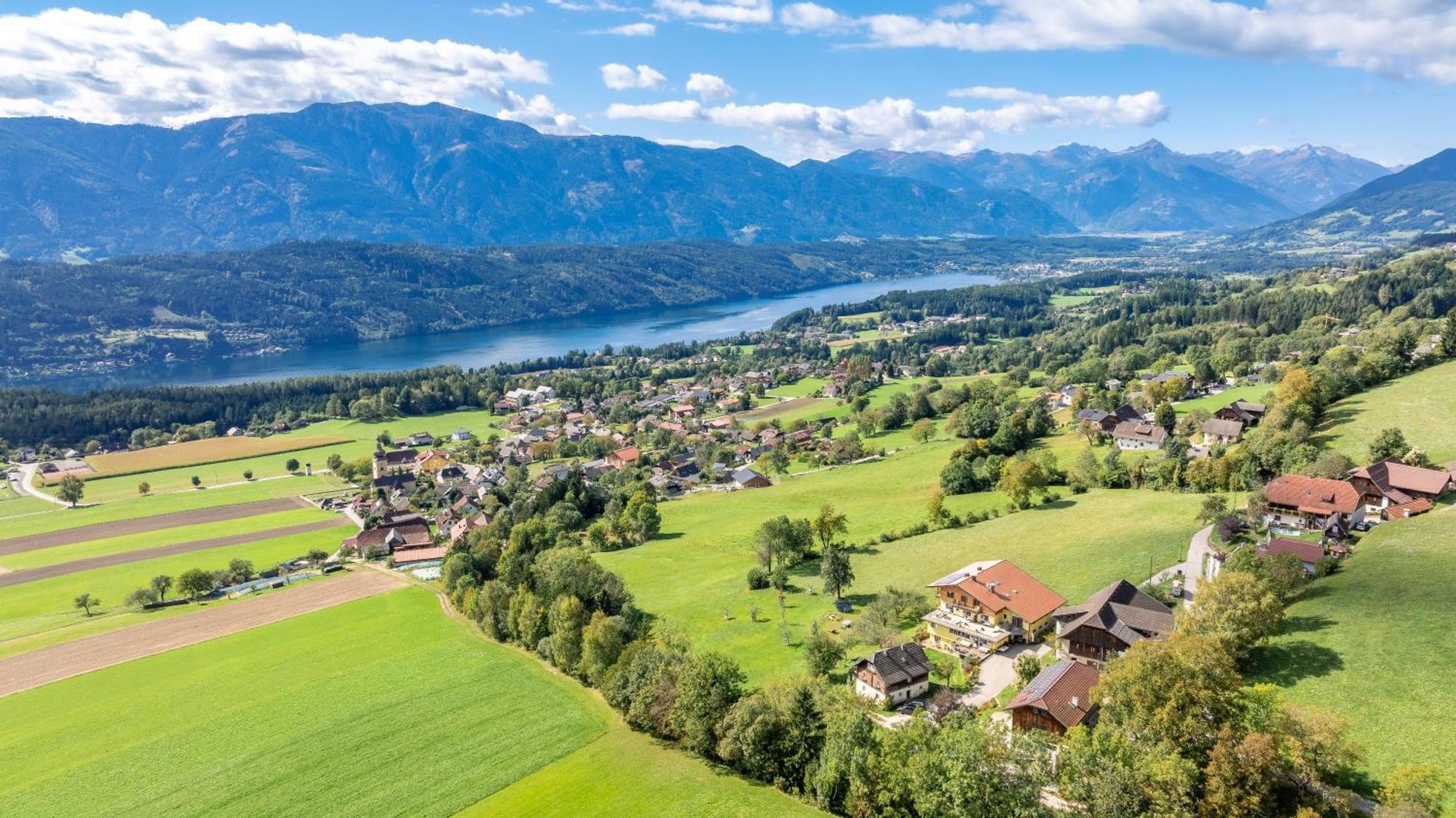 Bio- Und Vitalbauernhof Bacherhof มิลชตัทท์ ภายนอก รูปภาพ